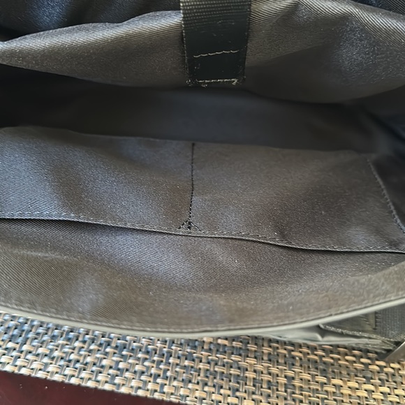 NEW!! Ted Baker Strole Rubberized Satchel - Picture 15 of 17